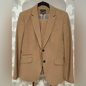 Women’s suit By: RW&CO